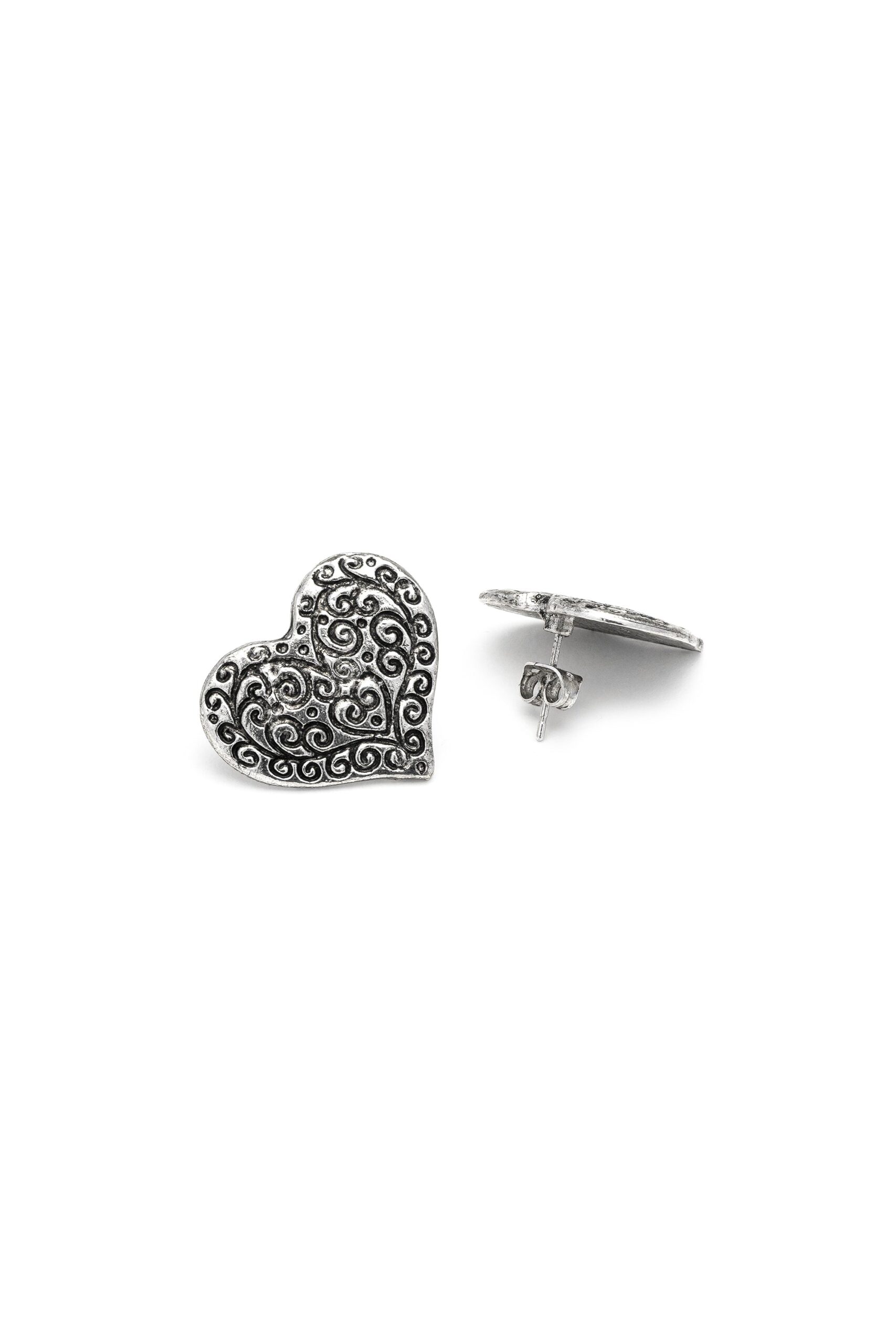Orecchini cuore inciso
